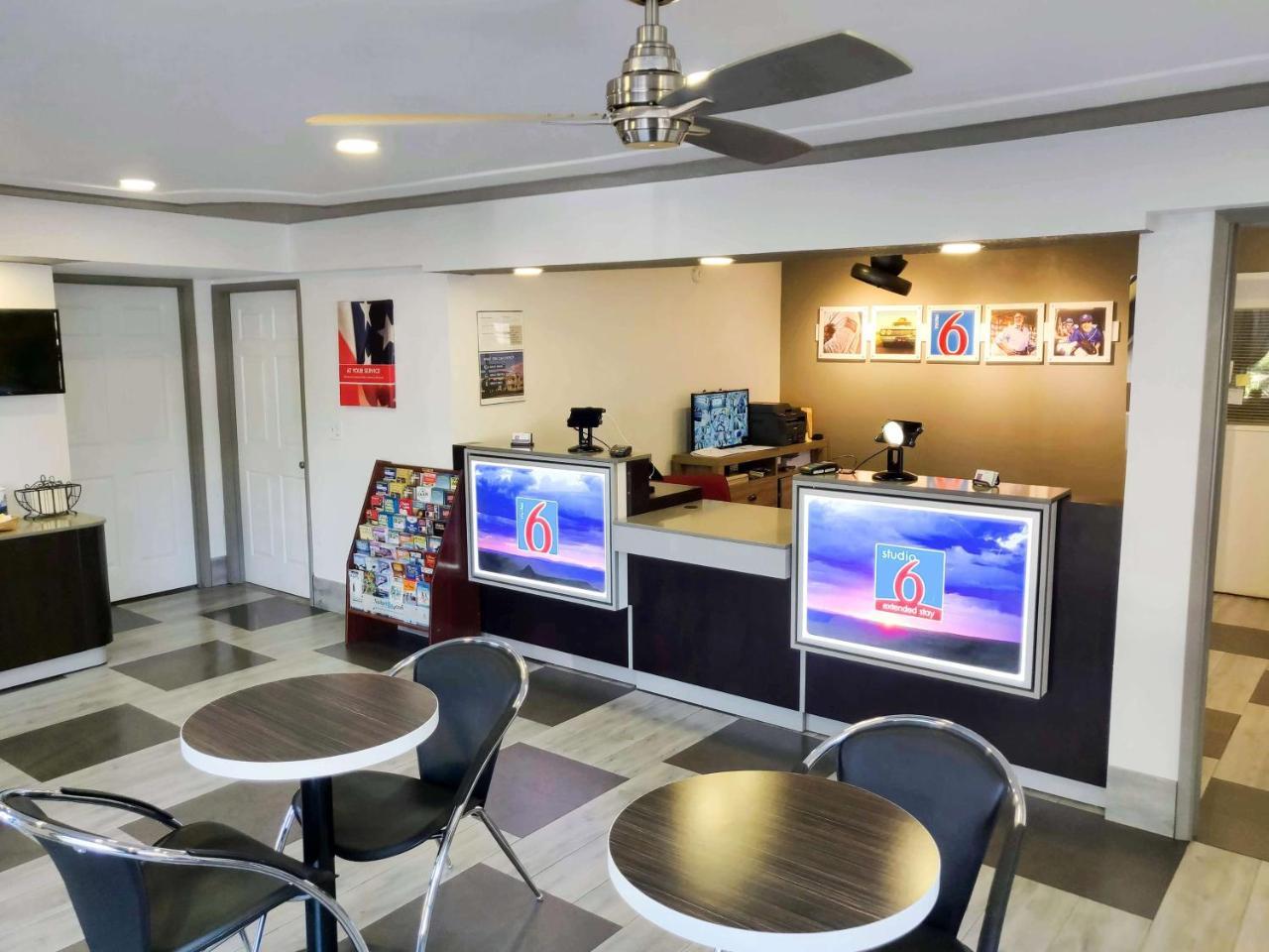 Studio 6-Fresno, Ca - Extended Stay Pinedale Extérieur photo