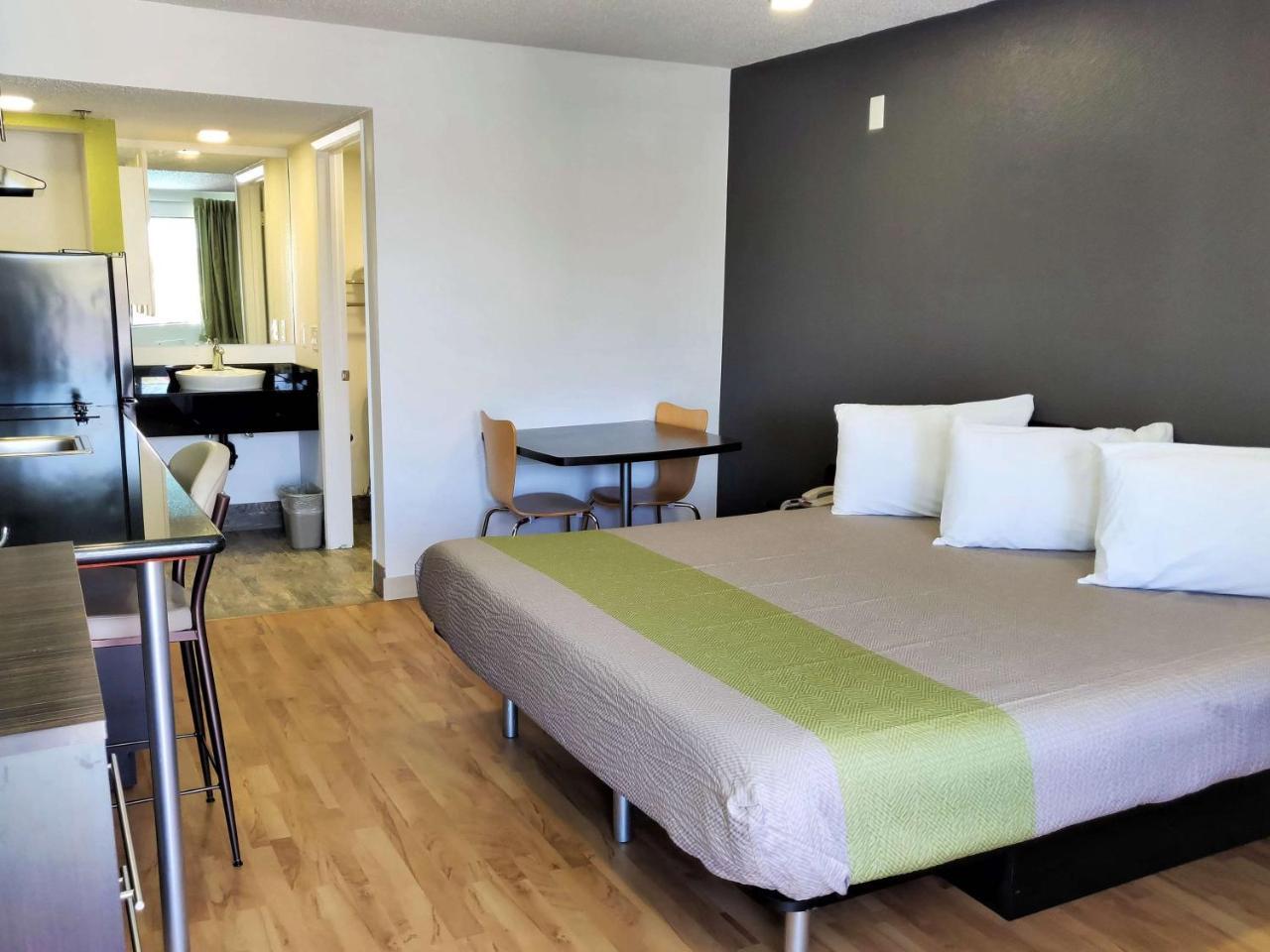 Studio 6-Fresno, Ca - Extended Stay Pinedale Extérieur photo