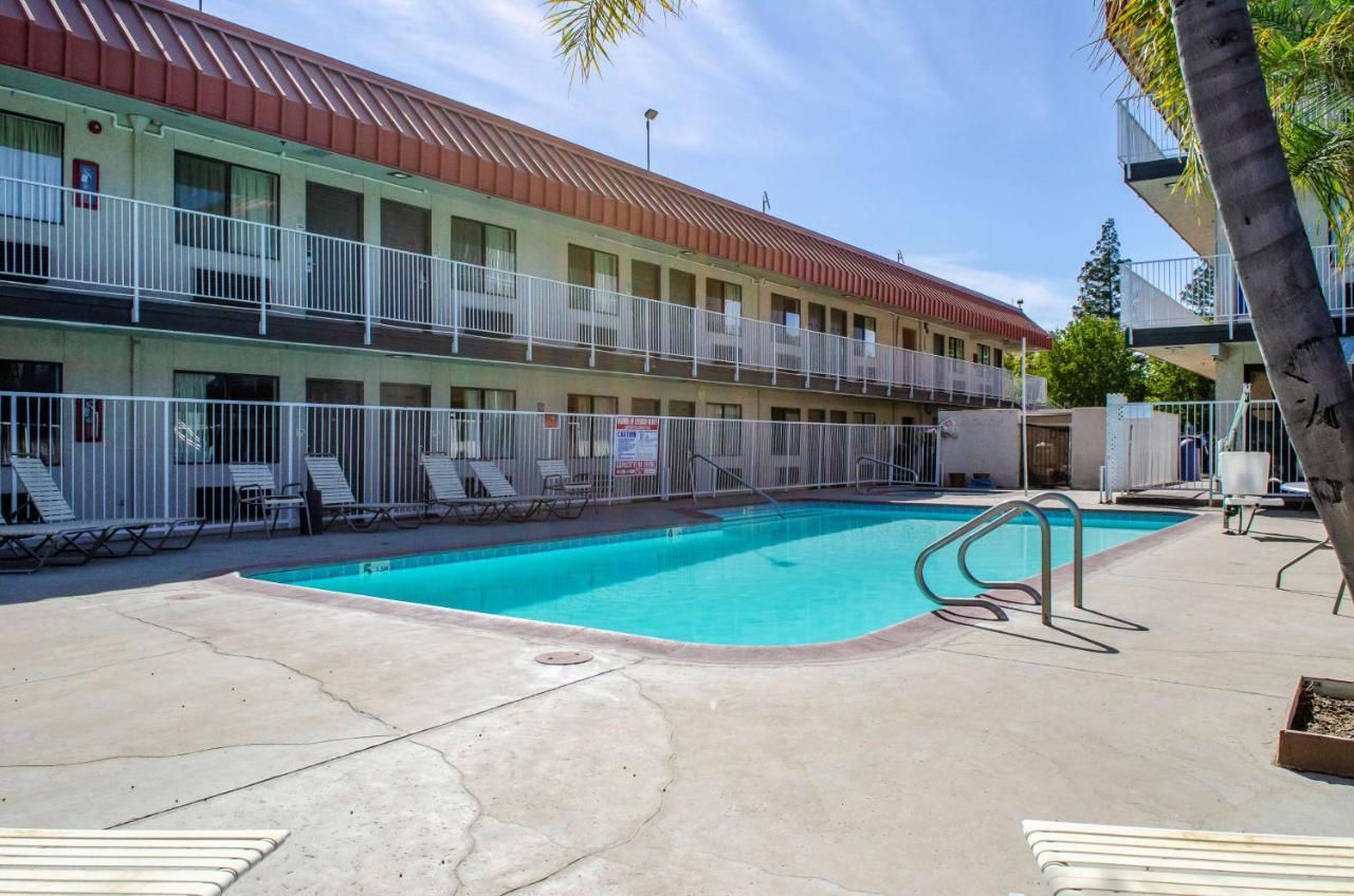 Studio 6-Fresno, Ca - Extended Stay Pinedale Extérieur photo
